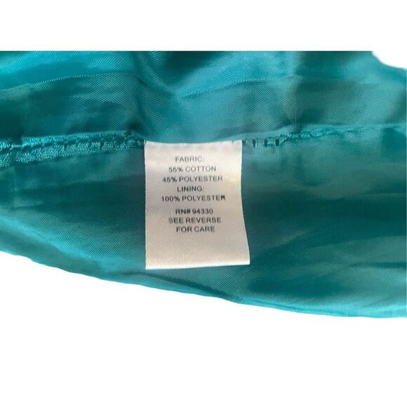 One A brand Skirt - Picture 7 of 8